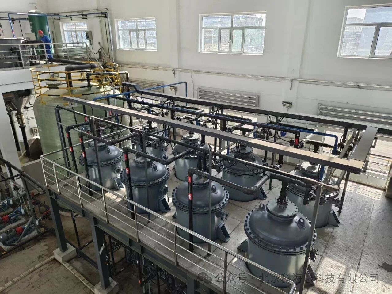 0410-1-3.jpg 0410-1-3.jpg